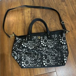 Liz Claiborne Black/white floral bag